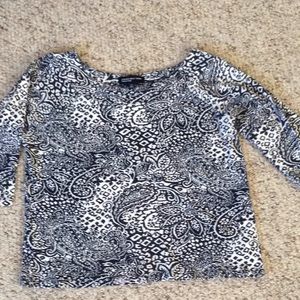 Tee top Sz L Jones NY